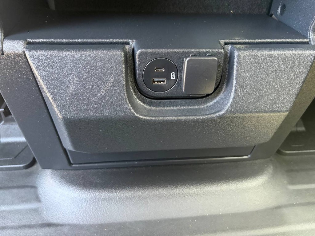 Photo 29 of this FORD F150