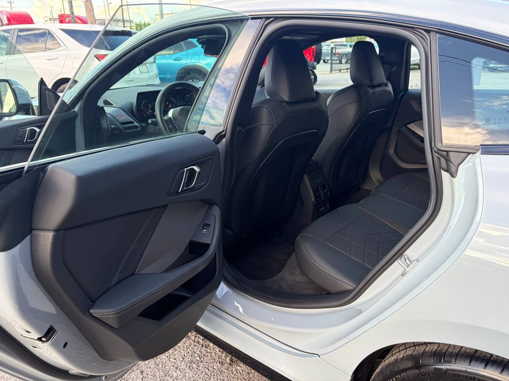 Photo 10 of this BMW 228I XDRIV