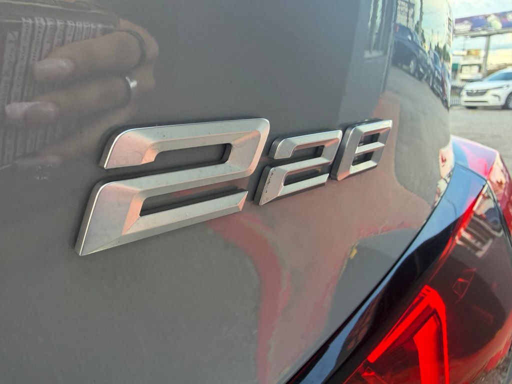 Photo 40 of this BMW 228I XDRIV