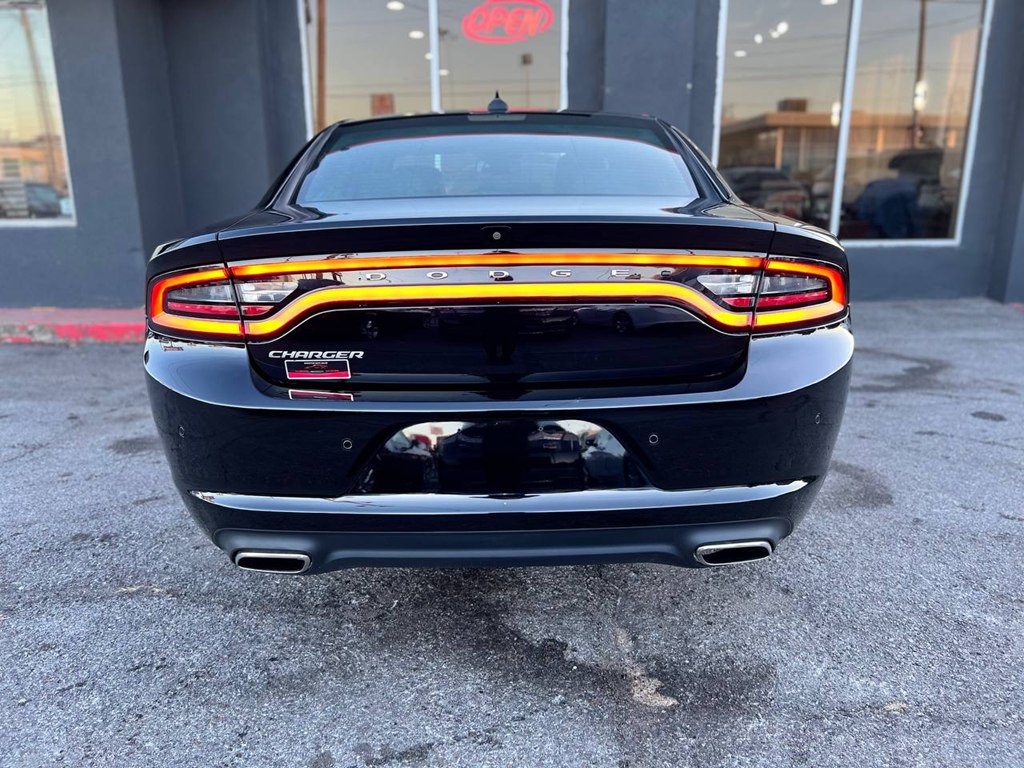 Photo 4 of this DODGE CHARGER