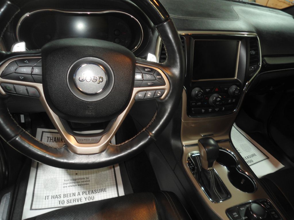 Photo 13 of this JEEP GRAND CHEROKEE