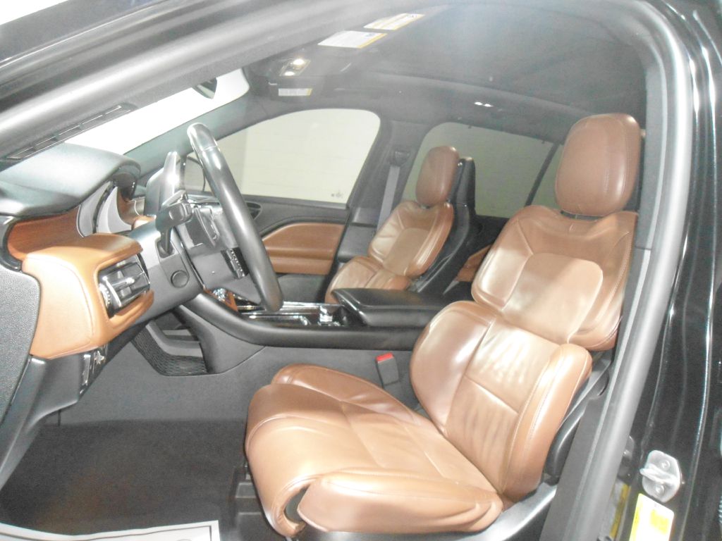 Photo 7 of this LINCOLN AVIATOR