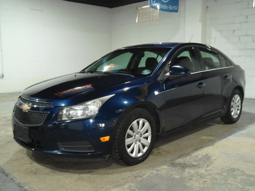 2011 CHEVROLET CRUZE