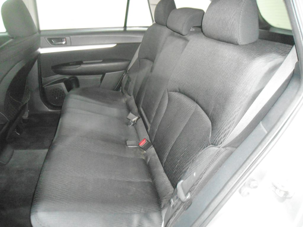 Photo 9 of this SUBARU OUTBACK