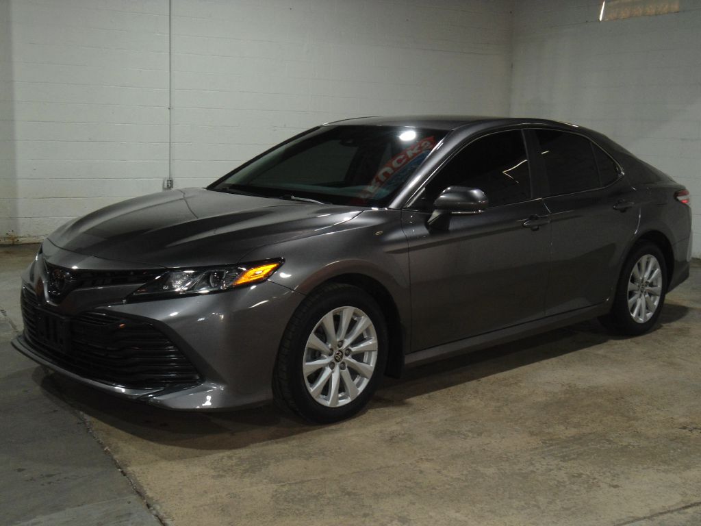 Photo 2 of this TOYOTA CAMRY