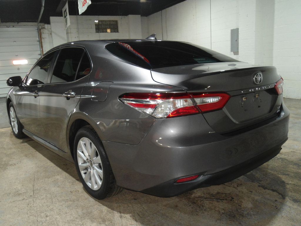 Photo 8 of this TOYOTA CAMRY