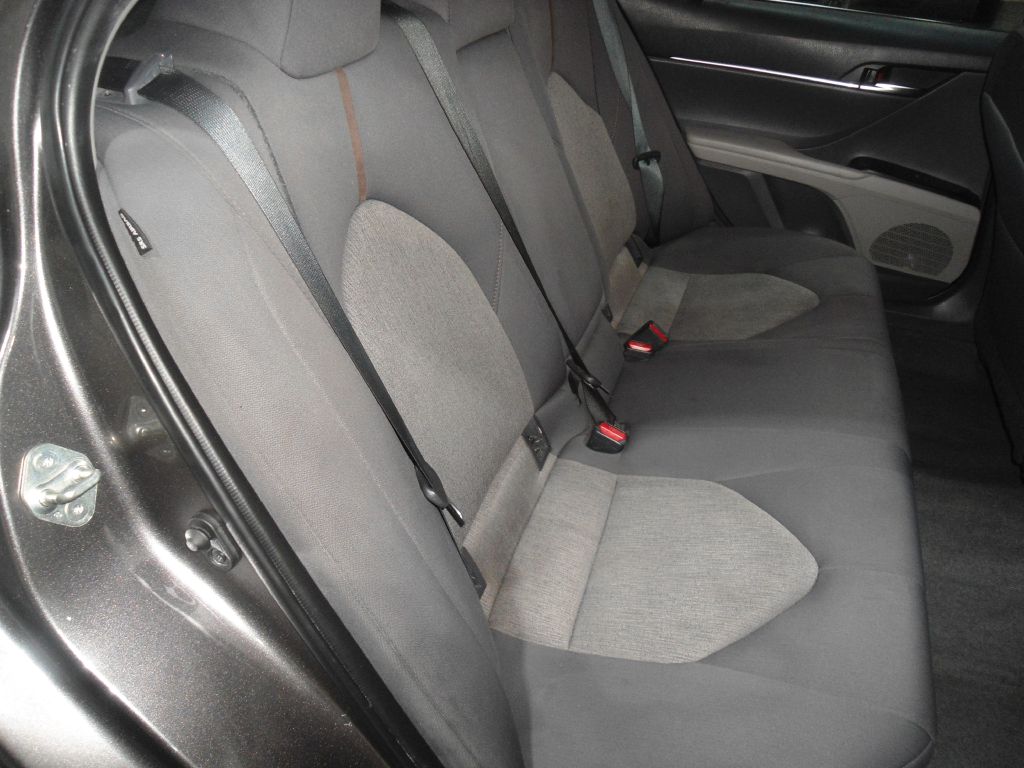Photo 13 of this TOYOTA CAMRY