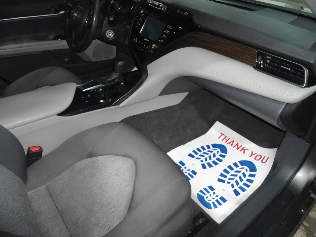 Photo 14 of this TOYOTA CAMRY