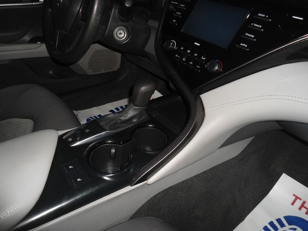 Photo 15 of this TOYOTA CAMRY