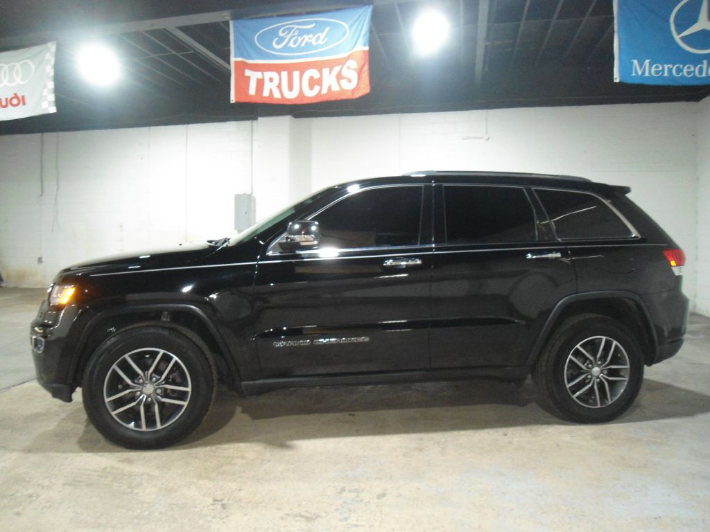 Photo 4 of this JEEP GRAND CHEROKEE