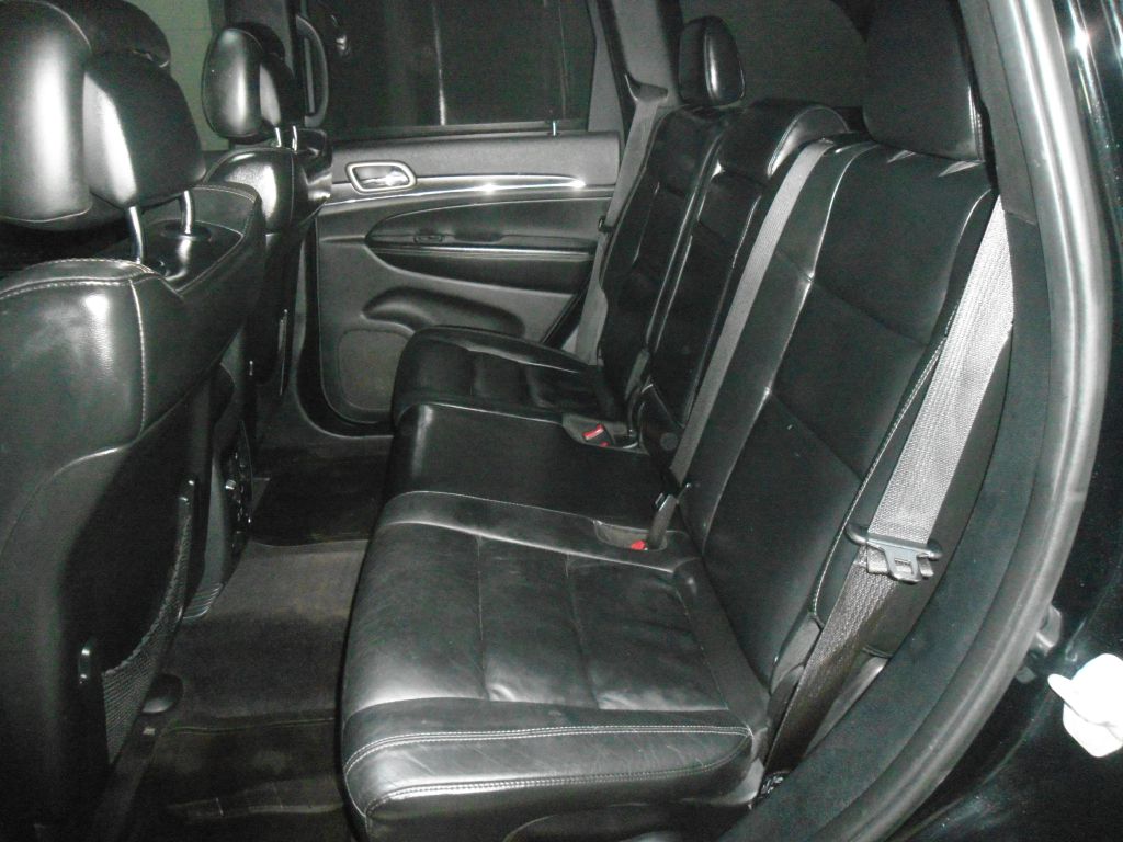 Photo 13 of this JEEP GRAND CHEROKEE