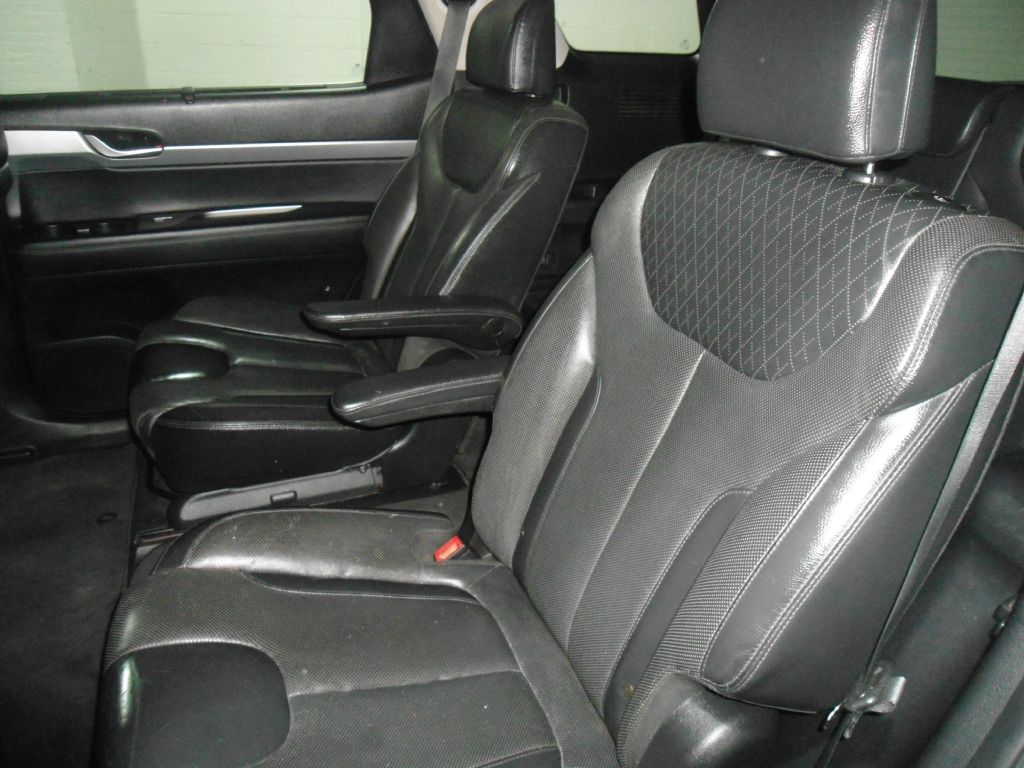 Photo 7 of this HYUNDAI PALISADE