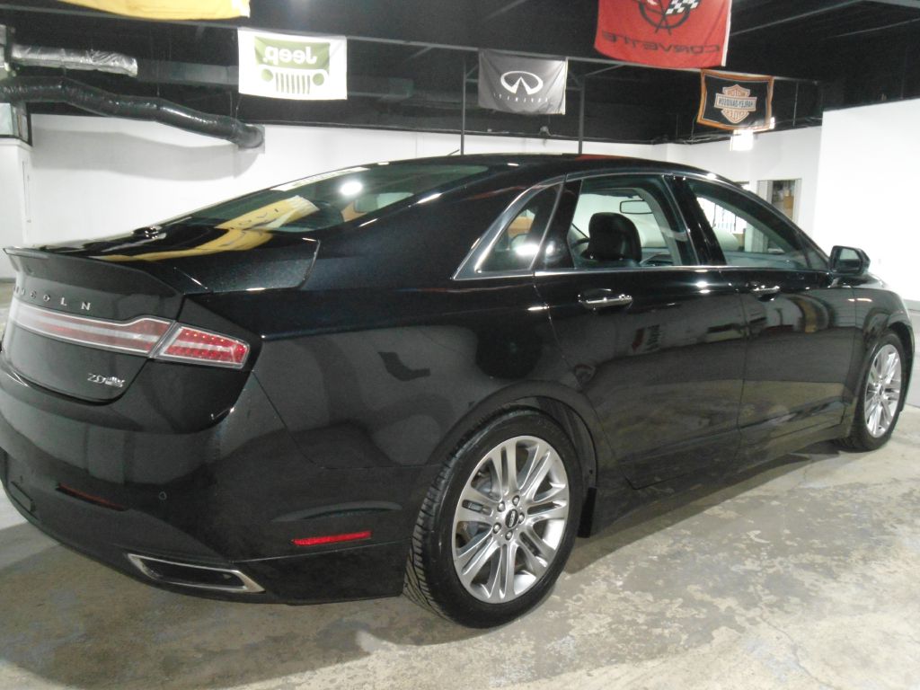 Photo 6 of this LINCOLN MKZ