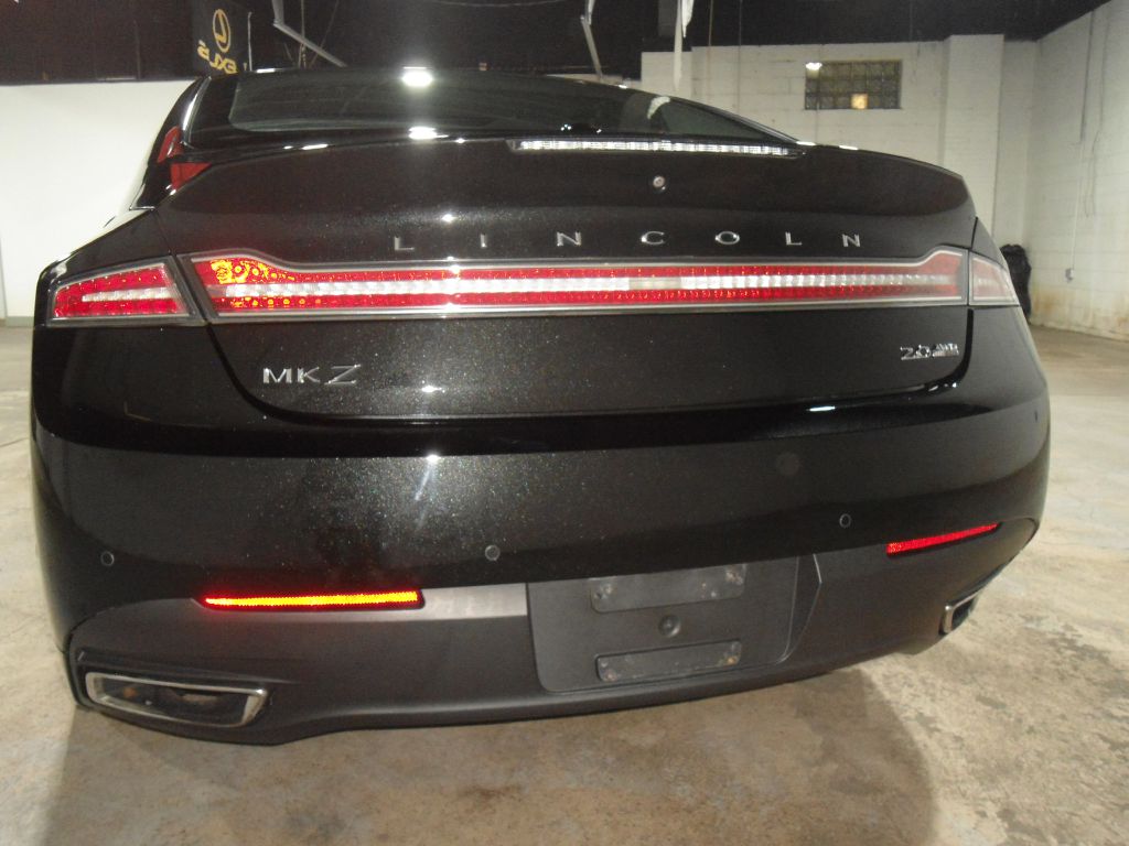 Photo 7 of this LINCOLN MKZ