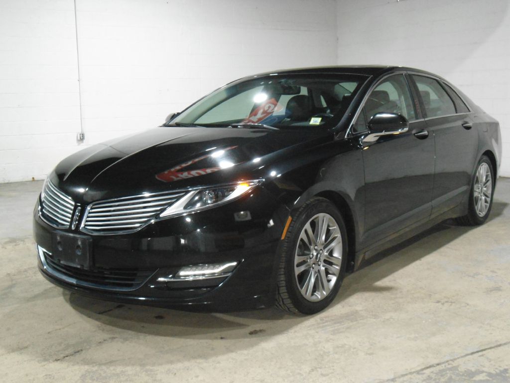 Photo 15 of this LINCOLN MKZ
