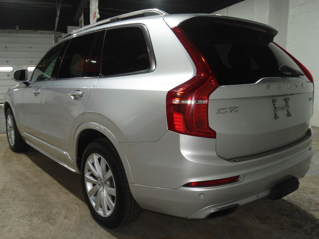 Photo 4 of this VOLVO XC90