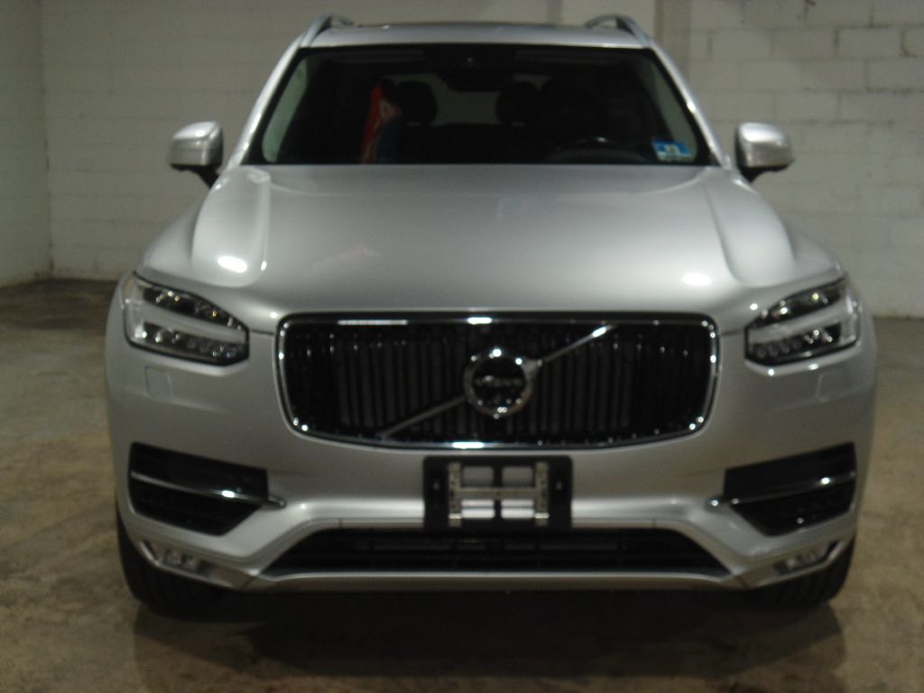 Photo 5 of this VOLVO XC90