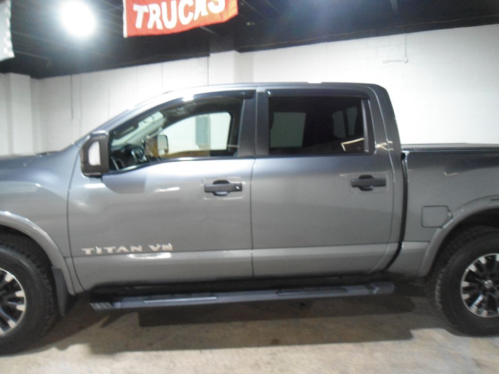 Photo 5 of this NISSAN TITAN