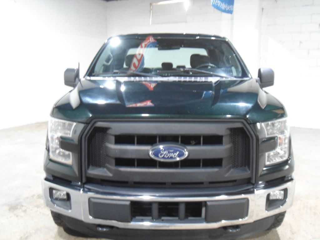 Photo 3 of this FORD F150