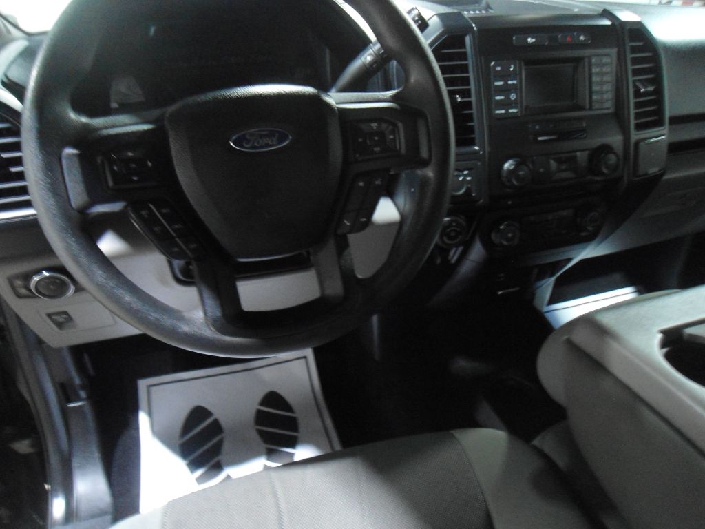 Photo 9 of this FORD F150