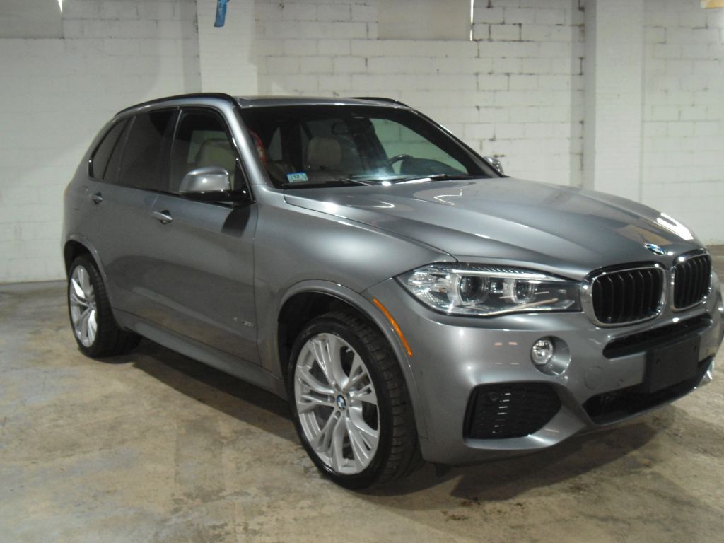 Photo 4 of this BMW X5