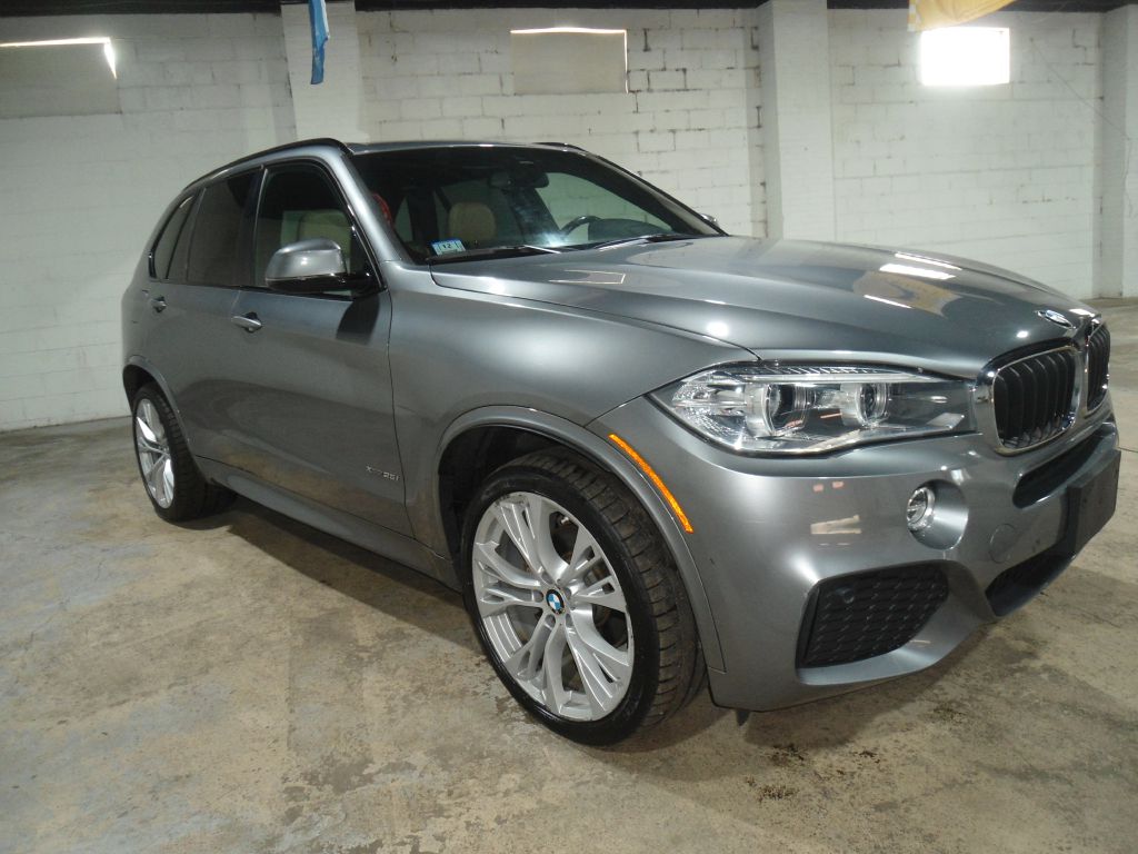 Photo 7 of this BMW X5