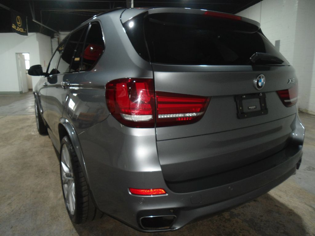 Photo 8 of this BMW X5