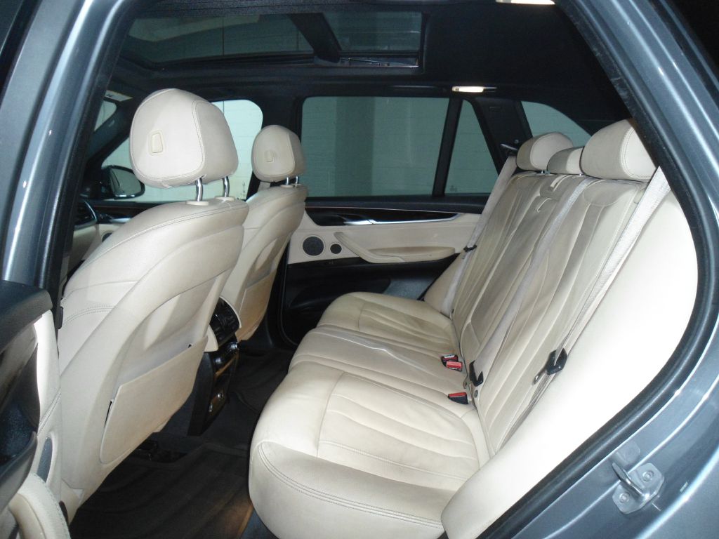 Photo 13 of this BMW X5