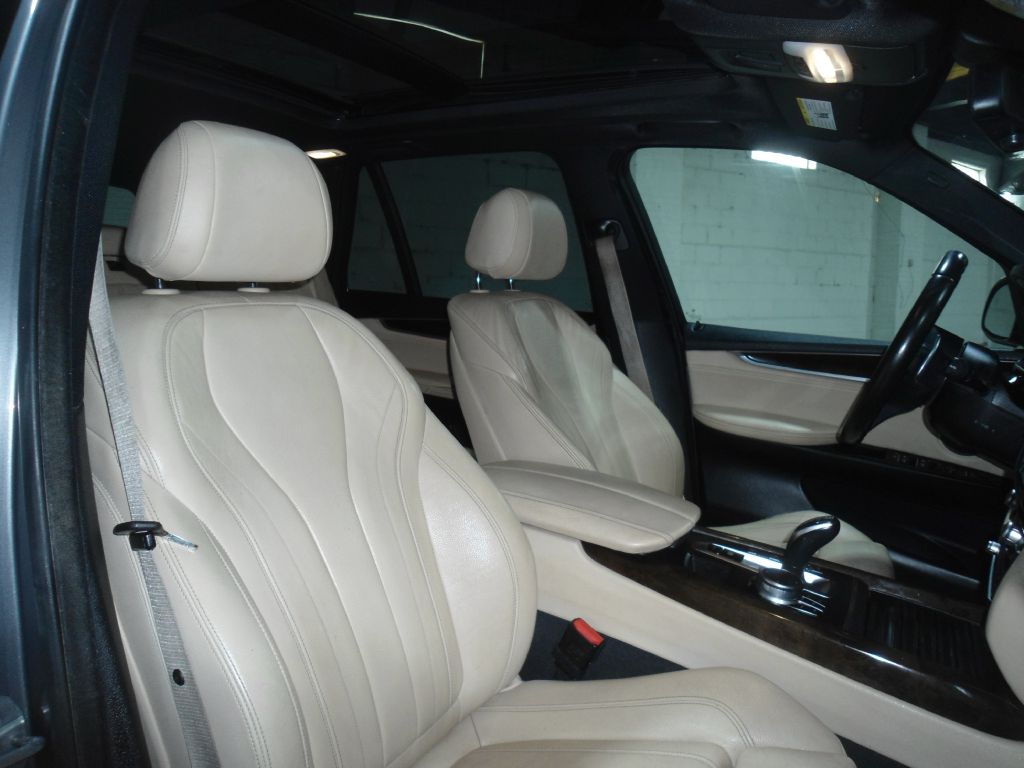 Photo 17 of this BMW X5