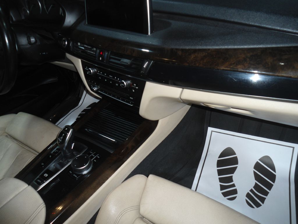 Photo 18 of this BMW X5