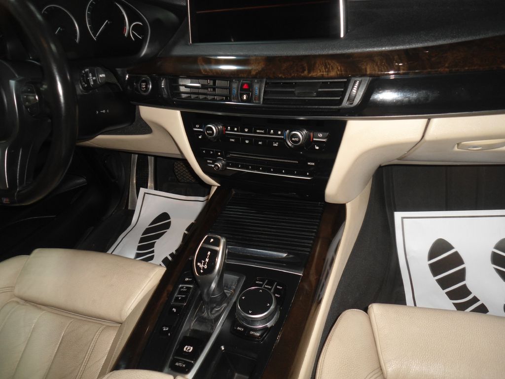 Photo 19 of this BMW X5
