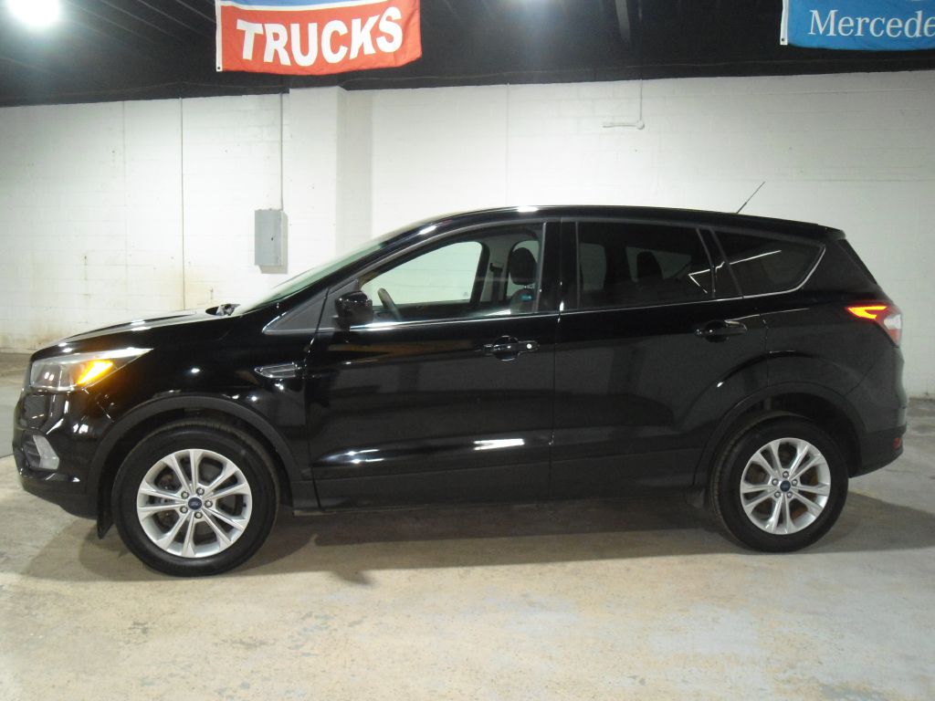 Photo 3 of this FORD ESCAPE