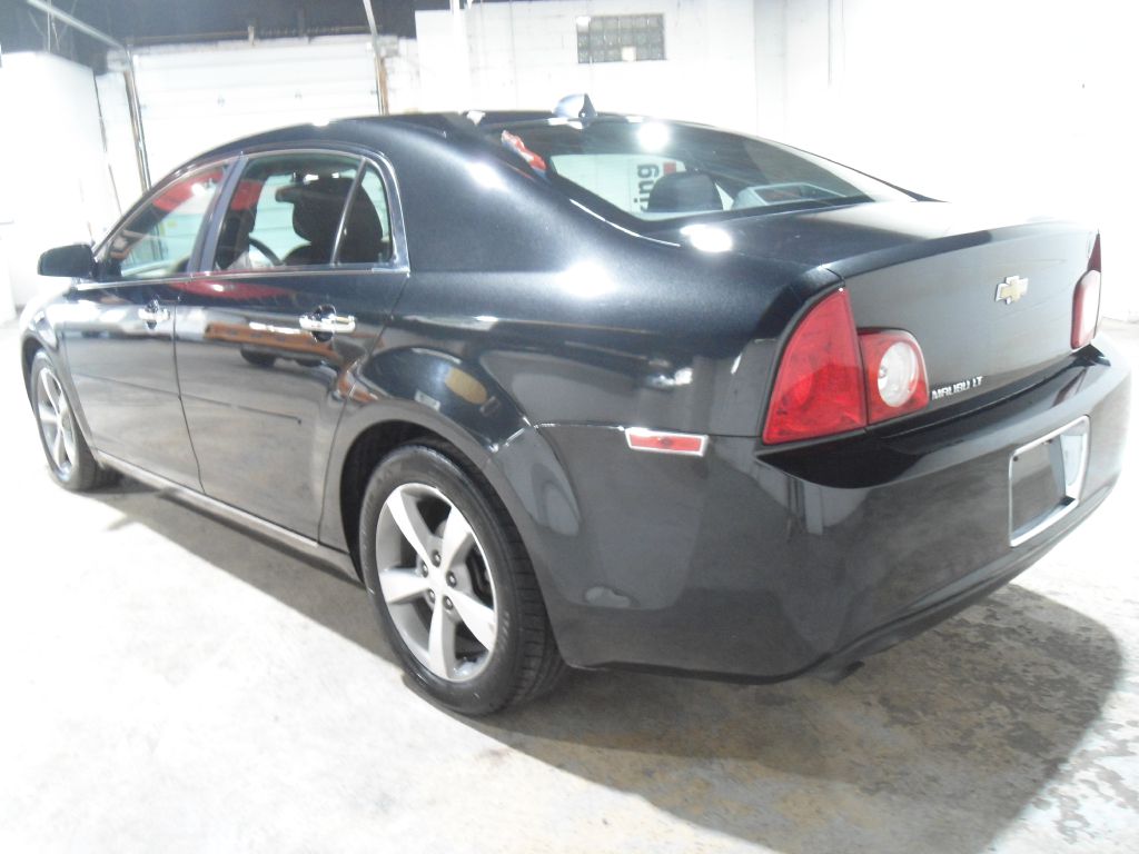 Photo 7 of this CHEVROLET MALIBU