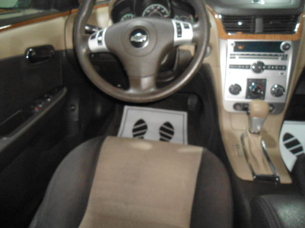 Photo 10 of this CHEVROLET MALIBU