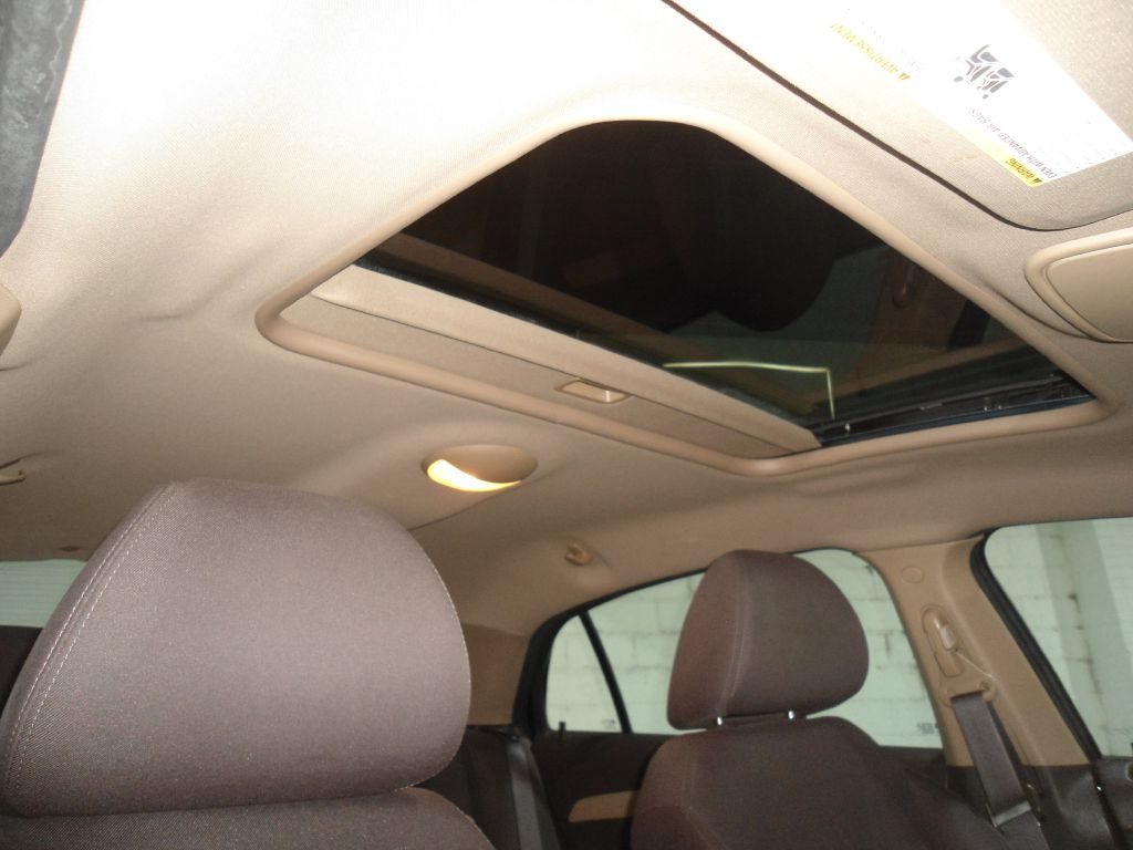 Photo 13 of this CHEVROLET MALIBU