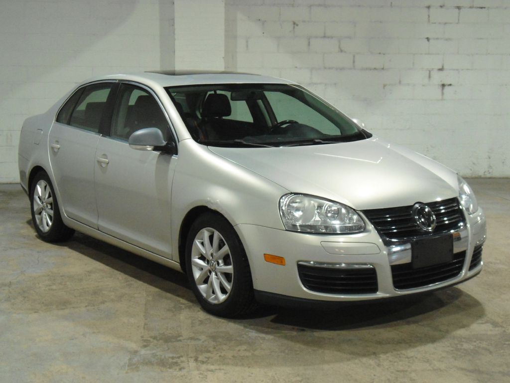 Silver 2010 Volkswagen Jetta Sedan Front-Wheel Drive Automatic