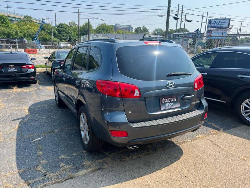 Photo 3 of this HYUNDAI SANTA FE