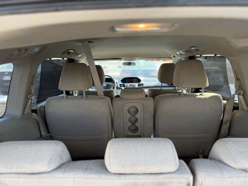 Photo 9 of this HONDA ODYSSEY