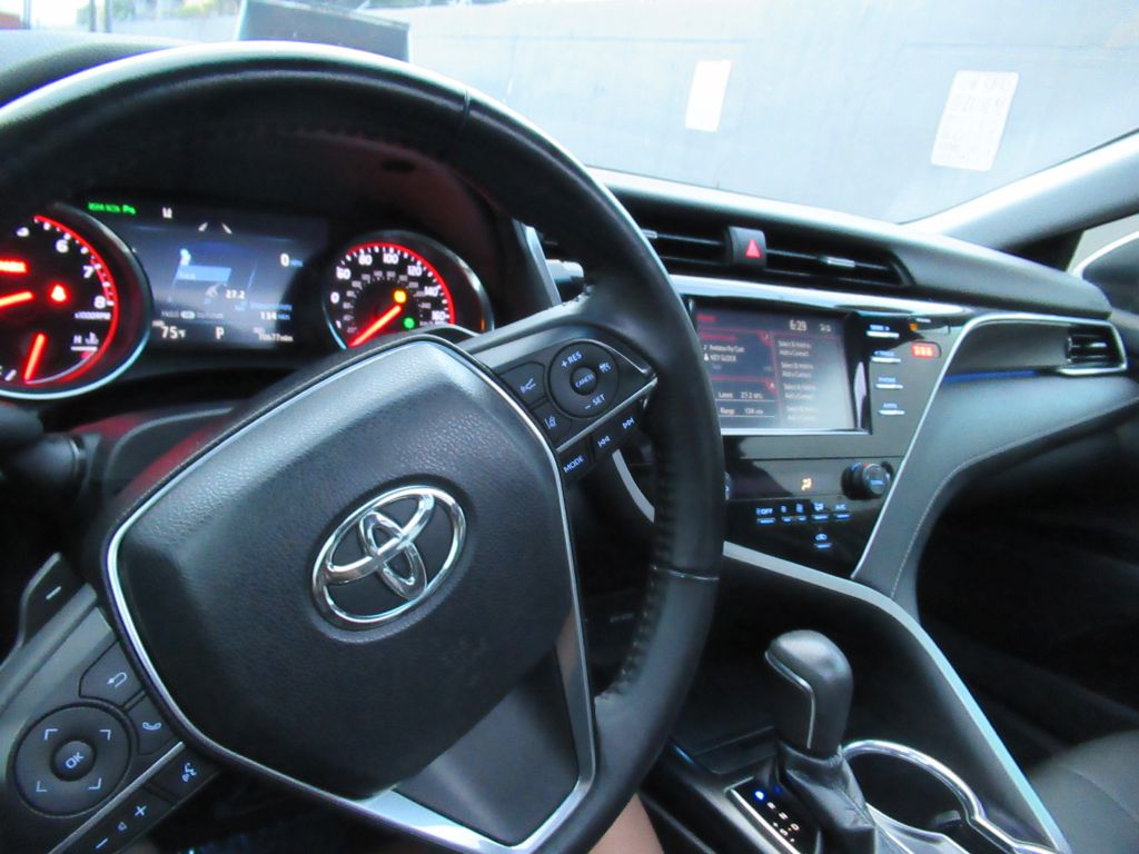 Photo 14 of this TOYOTA CAMRY