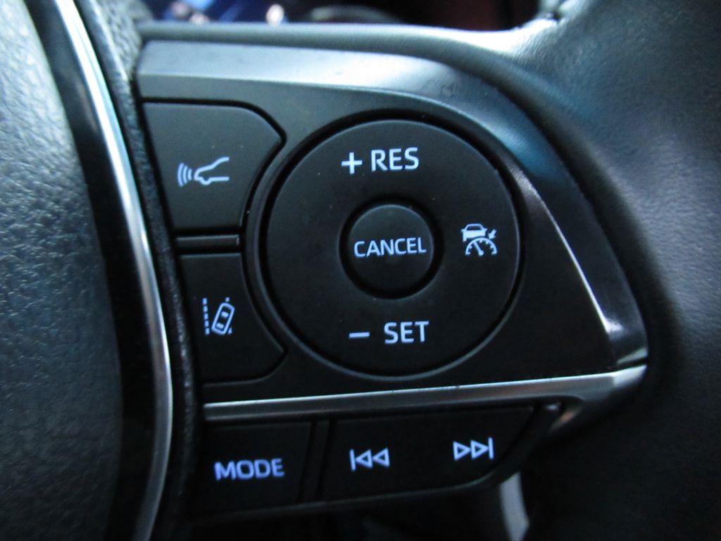 Photo 18 of this TOYOTA CAMRY