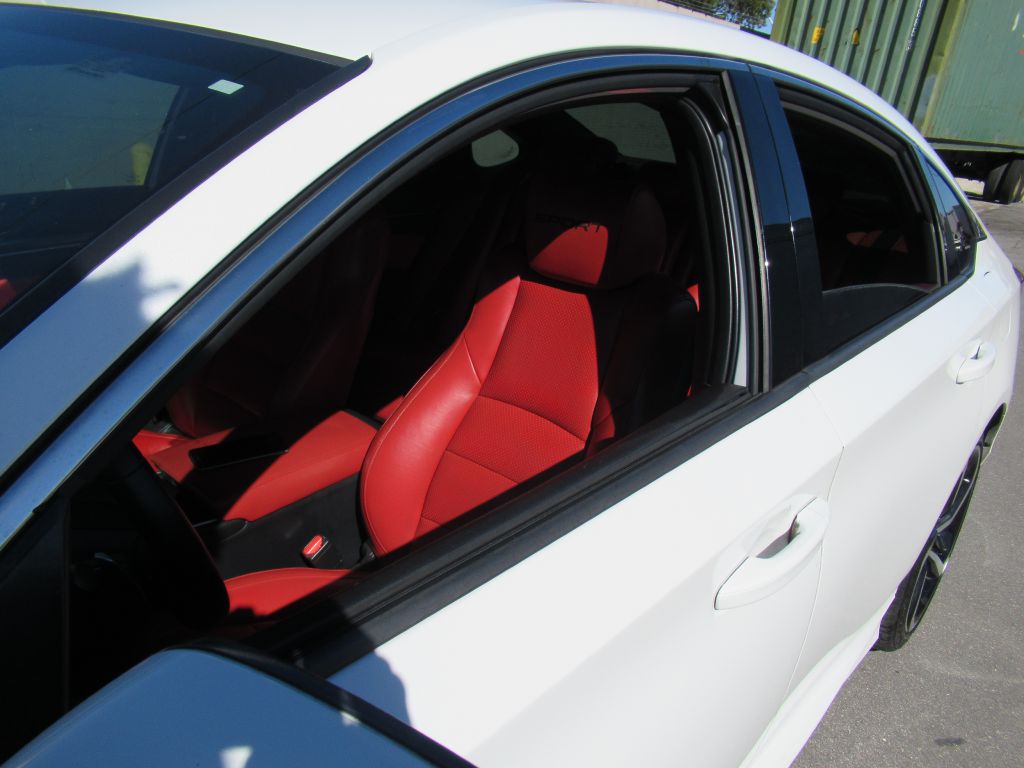 Photo 4 of this HONDA ACCORD