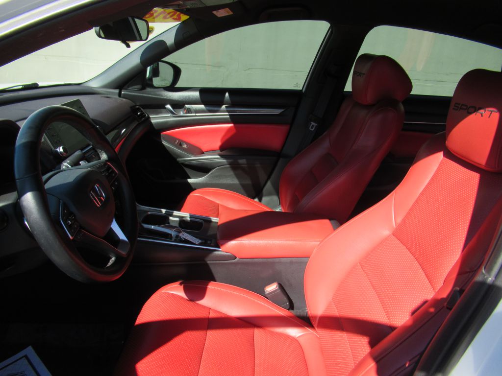 Photo 14 of this HONDA ACCORD