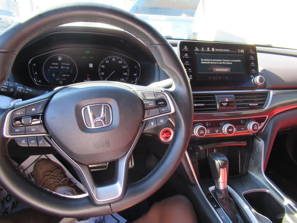 Photo 19 of this HONDA ACCORD