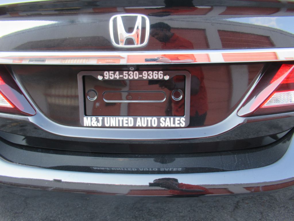 Photo 5 of this HONDA CIVIC