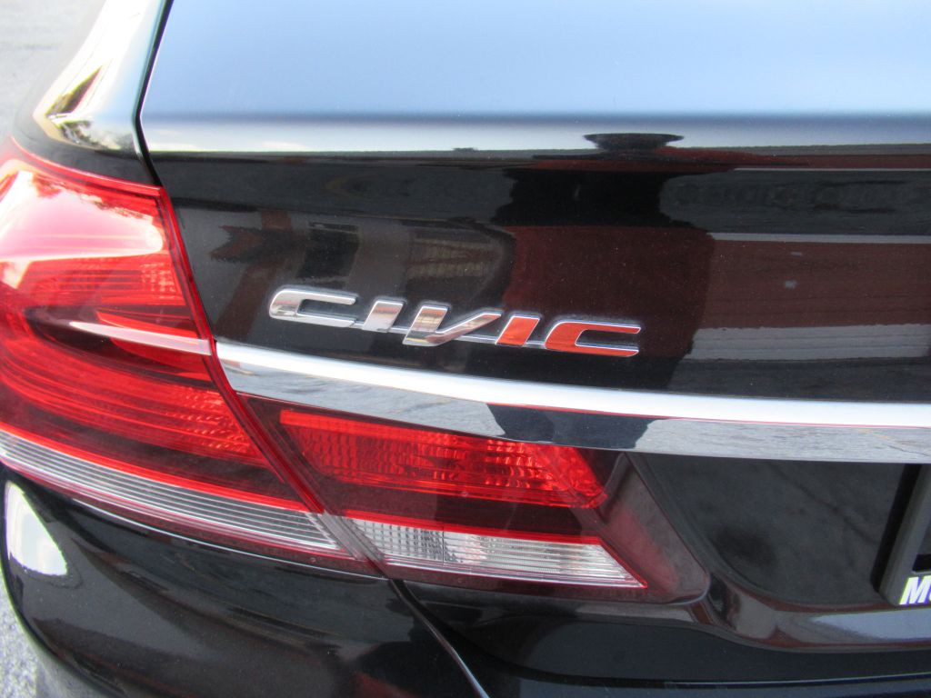 Photo 20 of this HONDA CIVIC