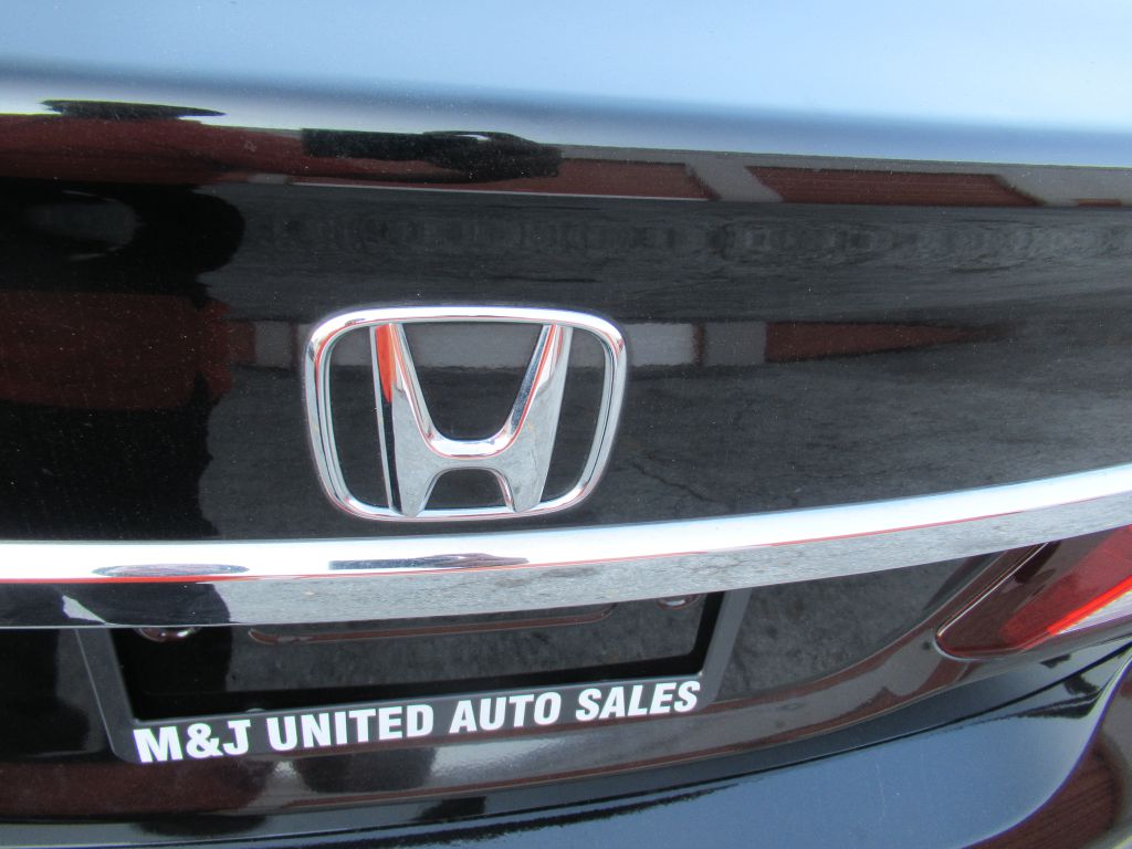 Photo 21 of this HONDA CIVIC