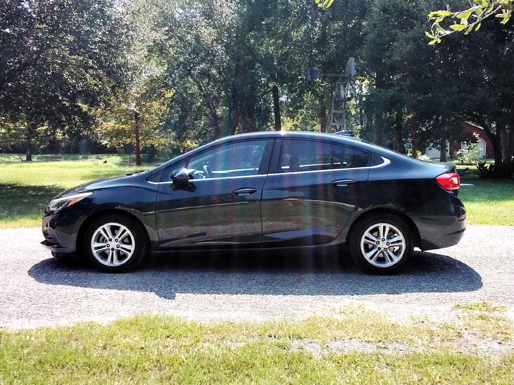 2018 Chevrolet Cruze #8