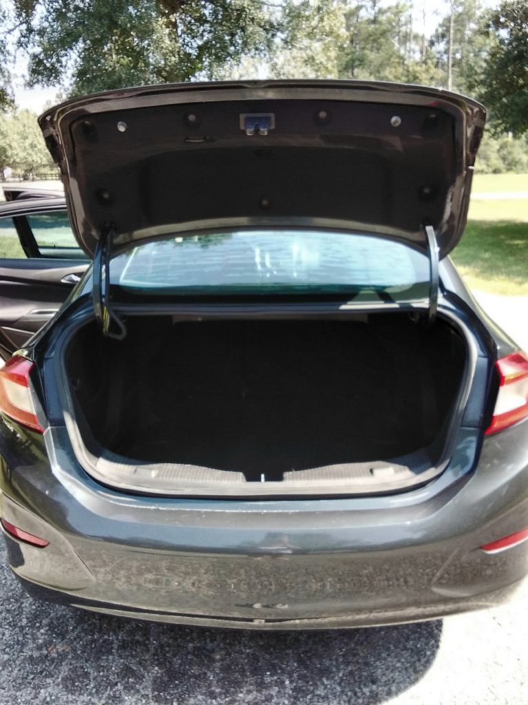 2018 Chevrolet Cruze #9