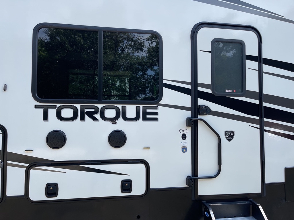 Photo 4 of this TORQ 37'