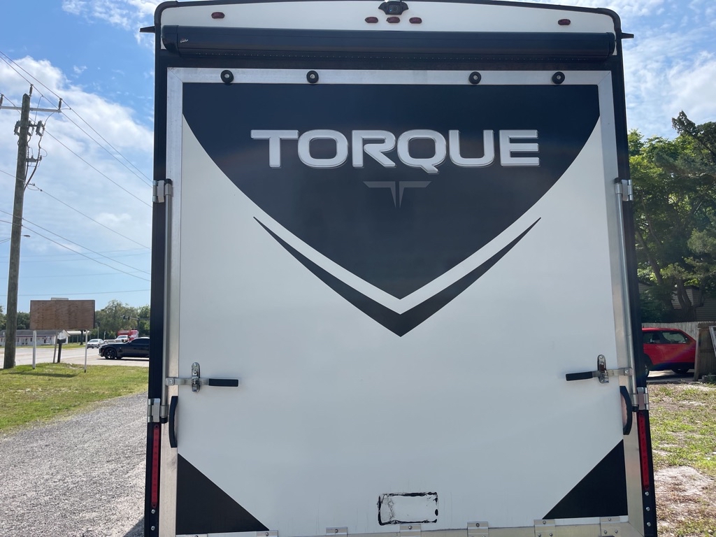 Photo 5 of this TORQ 37'